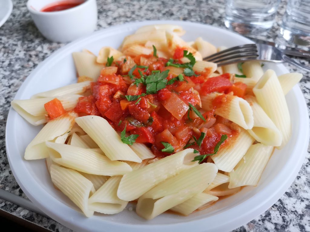 Pasta with Vegetables Sauce